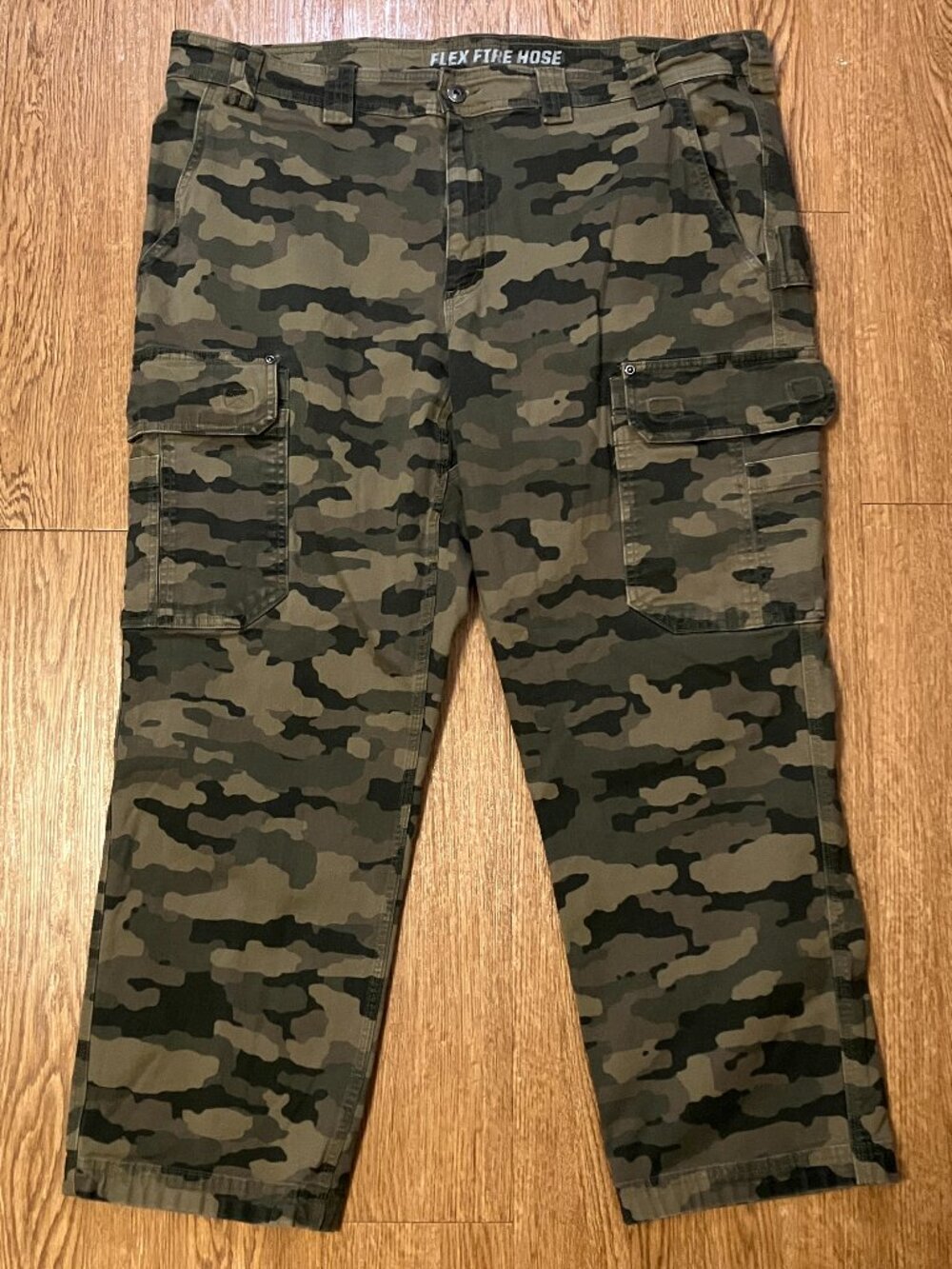 Duluth Trading Co Flex Fire Hose Camo Cargo Pants